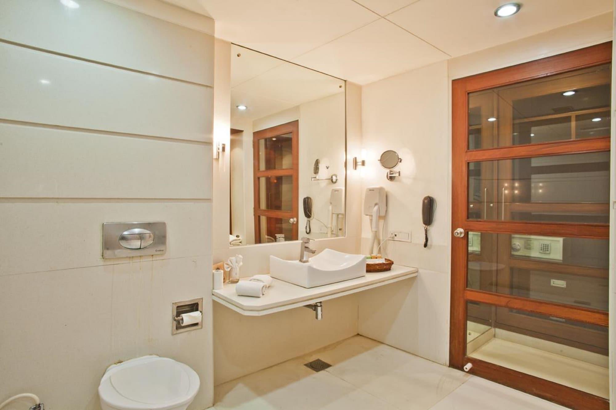 Hotel Cambay Sapphire, Gandhinagar Extérieur photo