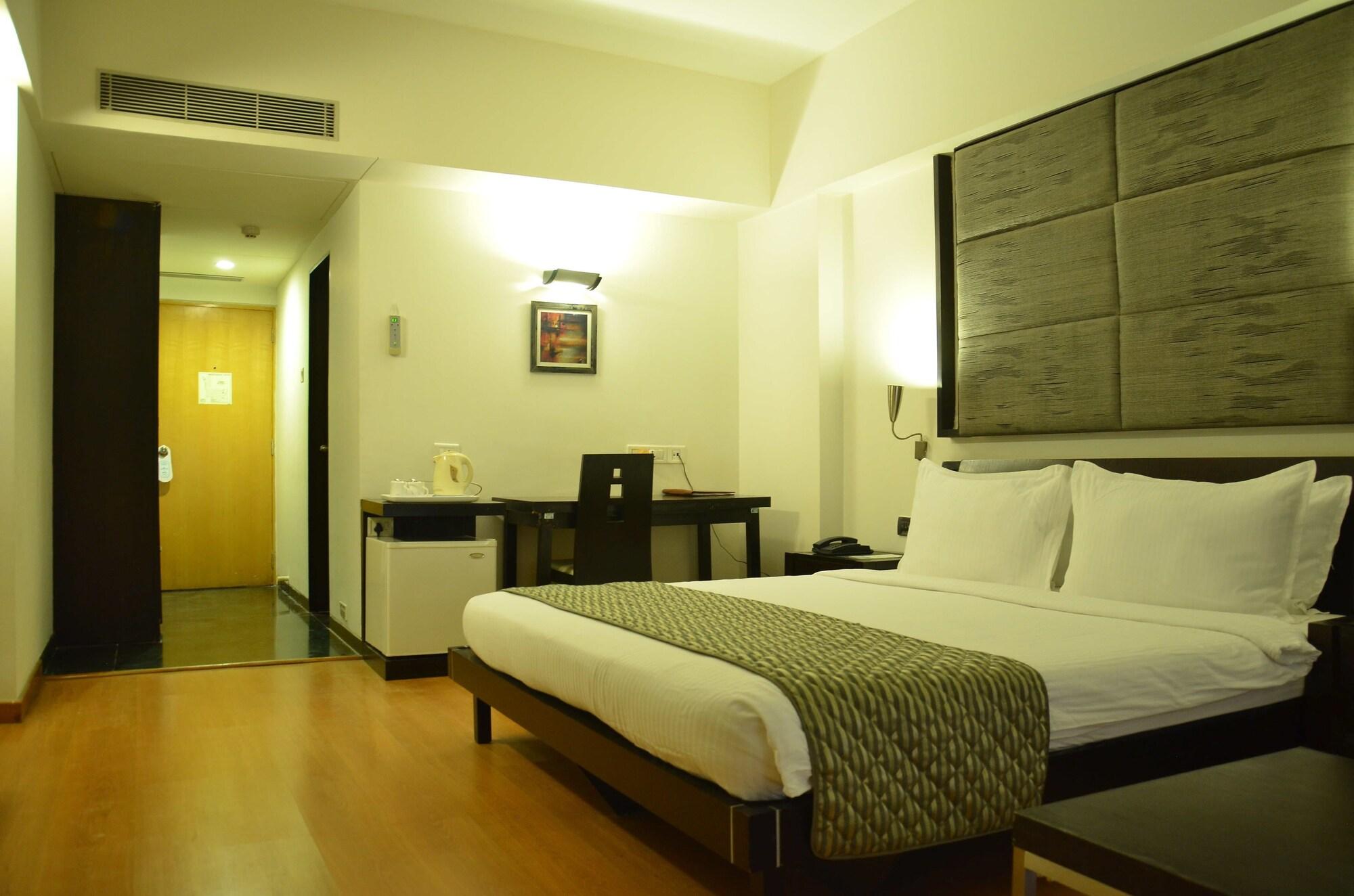 Hotel Cambay Sapphire, Gandhinagar Extérieur photo