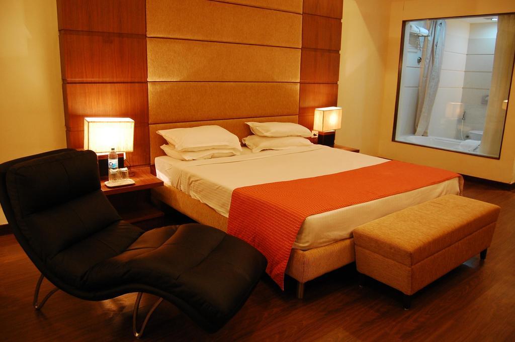 Hotel Cambay Sapphire, Gandhinagar Extérieur photo