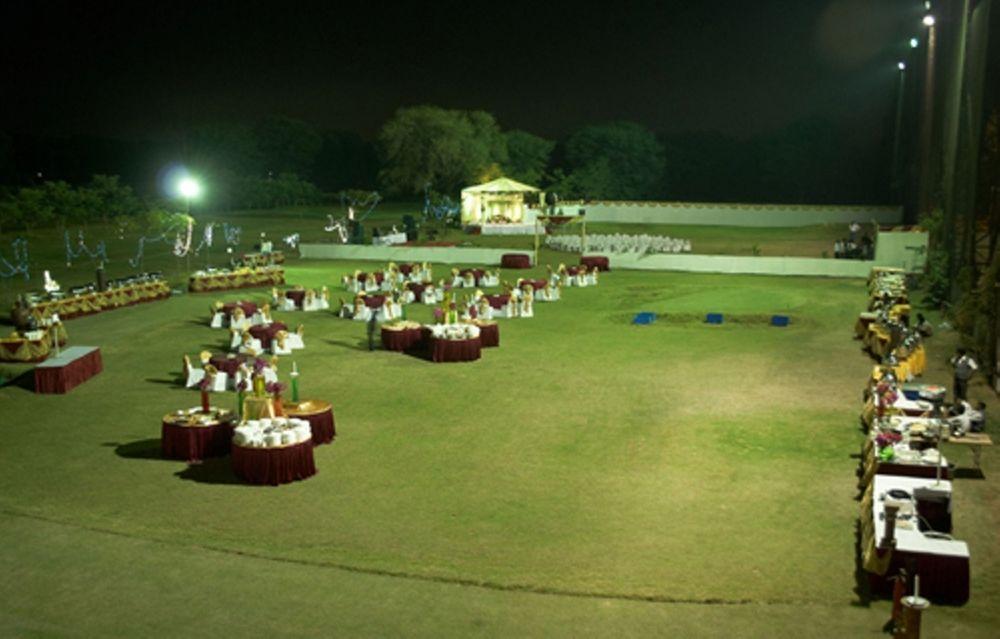 Hotel Cambay Sapphire, Gandhinagar Restaurant photo