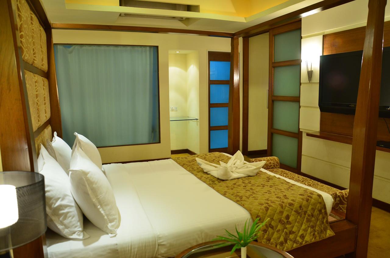 Hotel Cambay Sapphire, Gandhinagar Extérieur photo