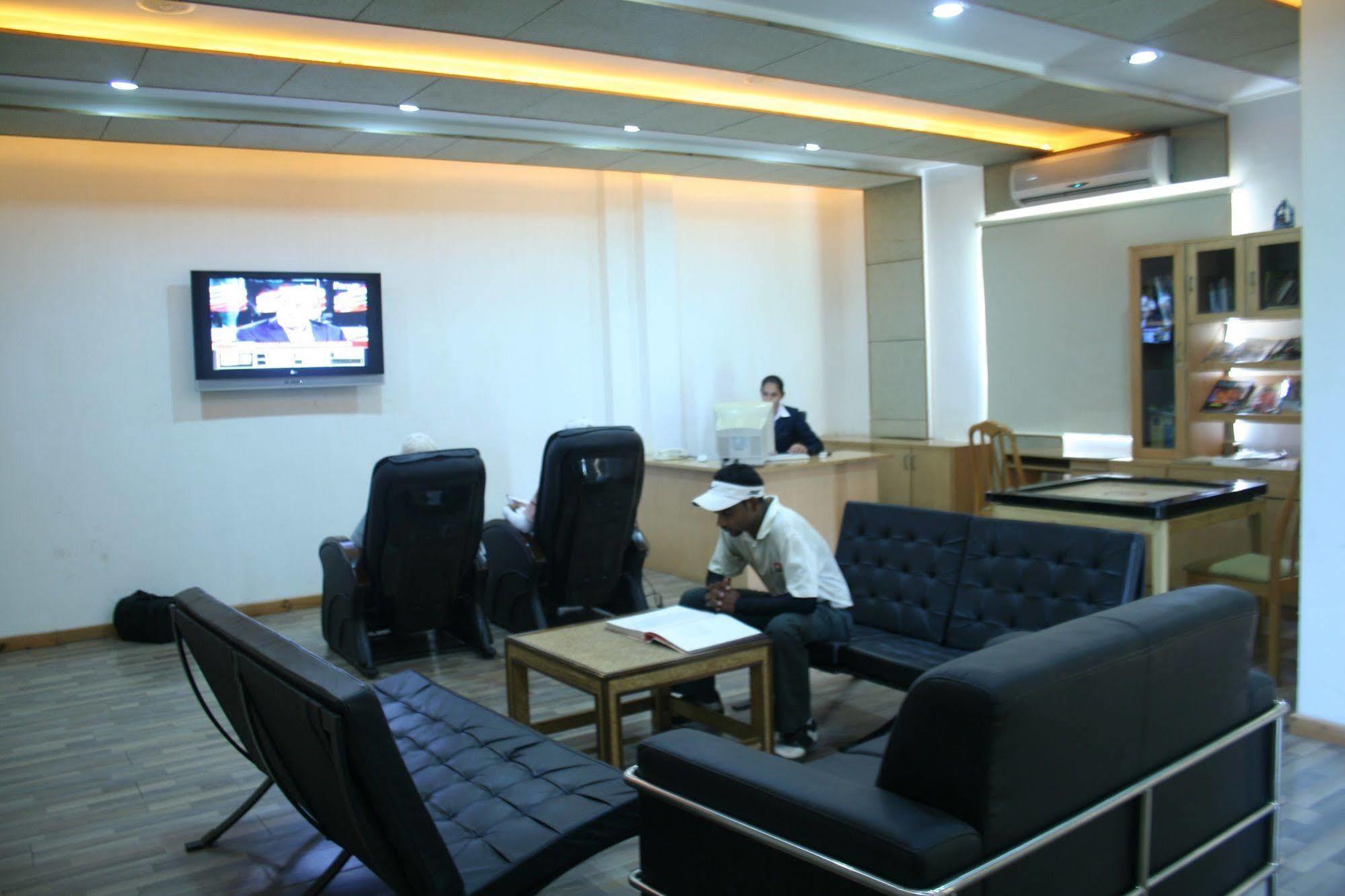 Hotel Cambay Sapphire, Gandhinagar Extérieur photo